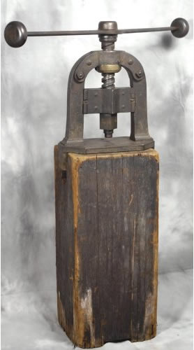 Click to See if There's a Larger Image! Stack's-To-Auction-1830-S-Vintage-Coin-Screw-Press